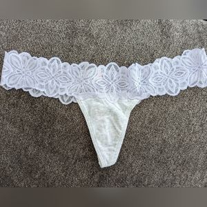 PINK Thong with Lace Waist Panty Size M NWOT